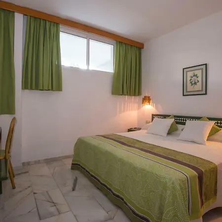 Hotell Hovima Altamira 3*