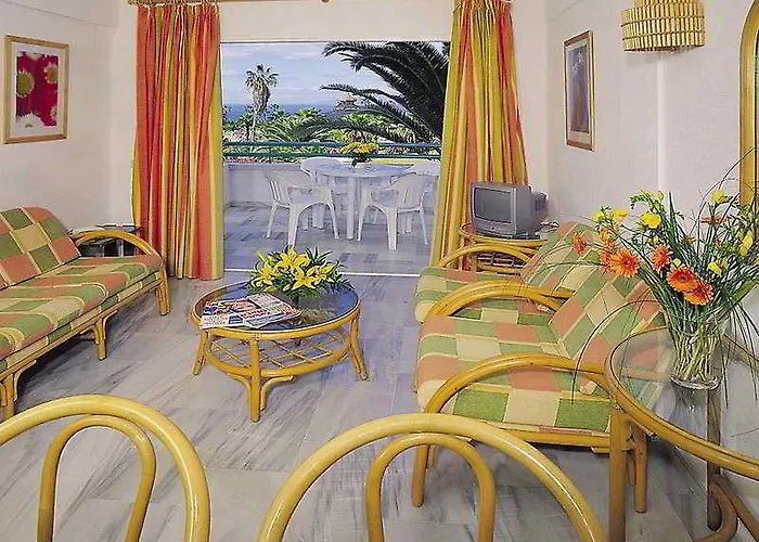 Hovima Altamira Szálloda 3*