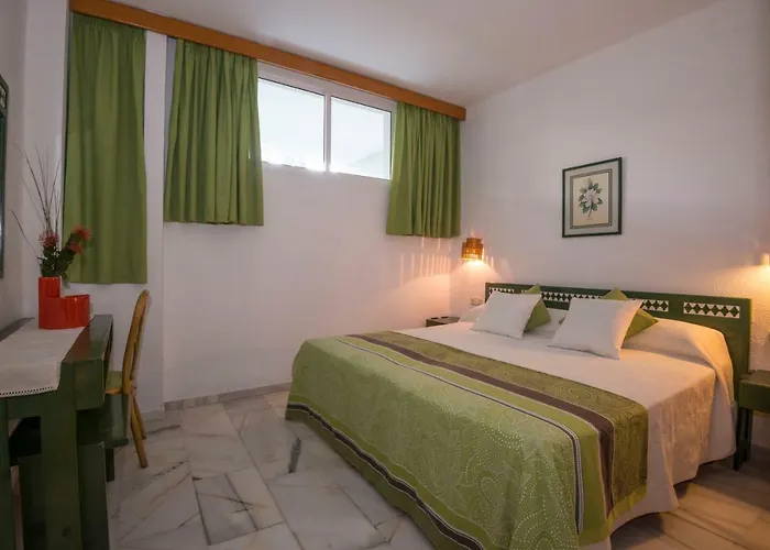 Hotell Hovima Altamira 3*